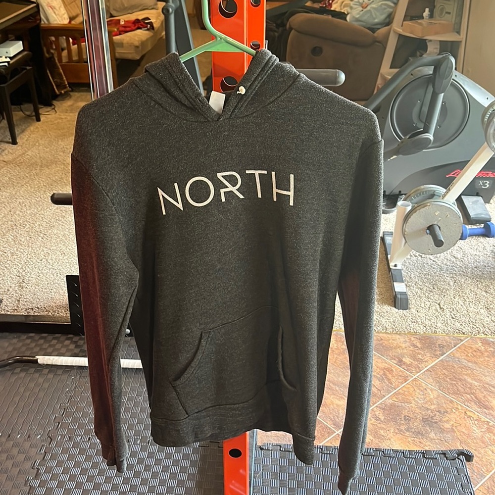 Mens Medium NORTH sweatshirt by Alternative